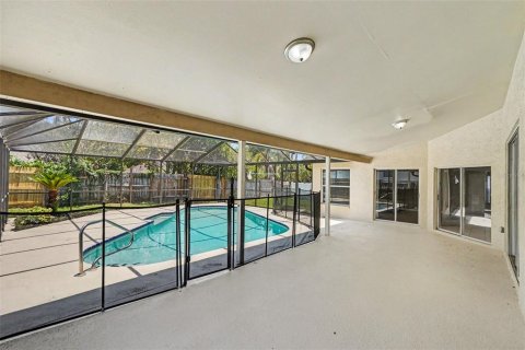 House in Valrico, Florida 4 bedrooms, 211.91 sq.m. № 2231463 - photo 25