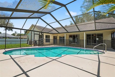 House in Valrico, Florida 4 bedrooms, 211.91 sq.m. № 2231463 - photo 27