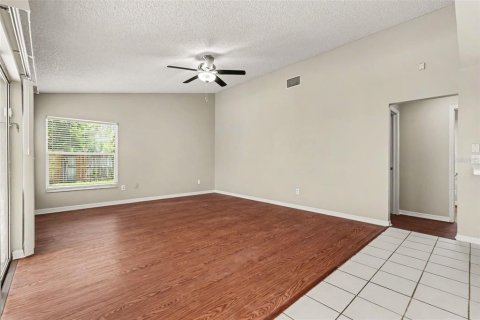 House in Valrico, Florida 4 bedrooms, 211.91 sq.m. № 2231463 - photo 11