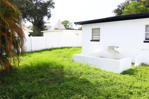 Casa en alquiler en Tampa, Florida, 4 dormitorios, 122.63 m2 № 1919001 - foto 22