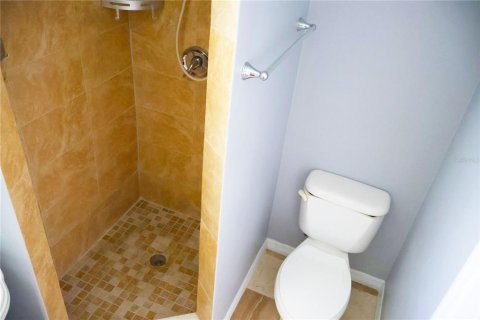 Casa en alquiler en Tampa, Florida, 4 dormitorios, 122.63 m2 № 1919001 - foto 14