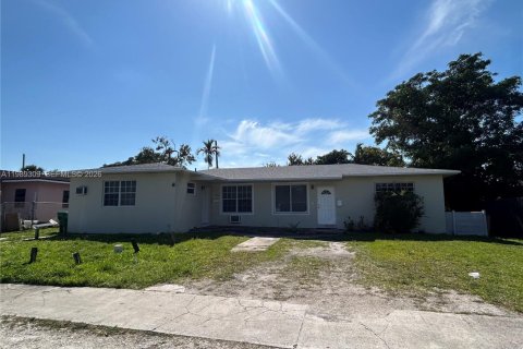 Casa en Miami, Florida 2 dormitorios, 199.93 m2 № 2058102