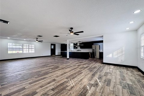 Casa en venta en Haines City, Florida, 5 dormitorios, 219.06 m2 № 2226683 - foto 22