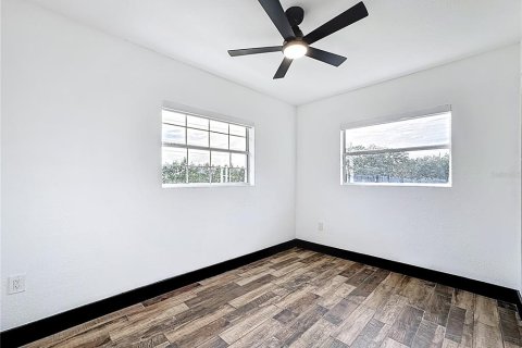 Casa en venta en Haines City, Florida, 5 dormitorios, 219.06 m2 № 2226683 - foto 23