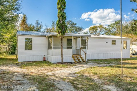 Casa en venta en Interlachen, Florida, 3 dormitorios, 120.4 m2 № 817928 - foto 1