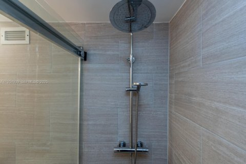 Condominio en alquiler en Hollywood, Florida, 44.78 m2 № 1992979 - foto 20