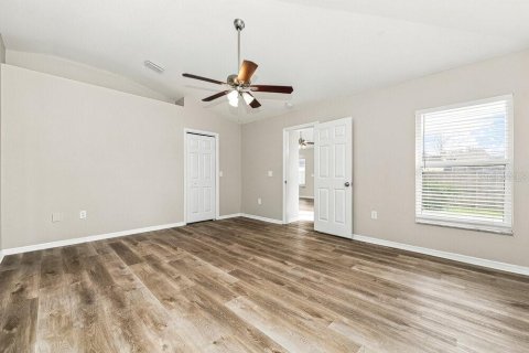 Villa ou maison à louer à Riverview, Floride: 4 chambres, 169.64 m2 № 2403384 - photo 10