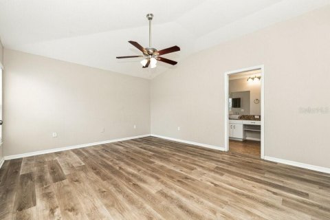Villa ou maison à louer à Riverview, Floride: 4 chambres, 169.64 m2 № 2403384 - photo 9
