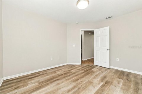 Villa ou maison à louer à Riverview, Floride: 4 chambres, 169.64 m2 № 2403384 - photo 8
