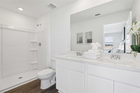 Townhouse in Haines City, Florida 3 bedrooms, 135.92 sq.m. № 2113612 - photo 16