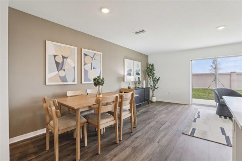 Townhouse in Haines City, Florida 3 bedrooms, 135.92 sq.m. № 2113612 - photo 4