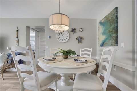 Copropriété à vendre à Crystal River, Floride: 2 chambres, 100.8 m2 № 2406569 - photo 8
