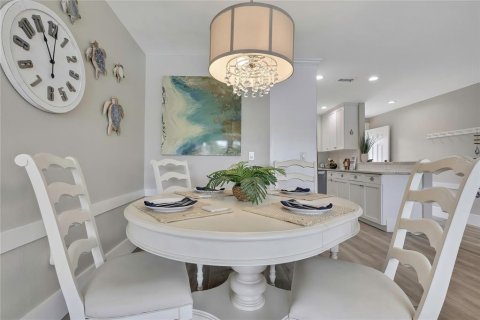 Copropriété à vendre à Crystal River, Floride: 2 chambres, 100.8 m2 № 2406569 - photo 7