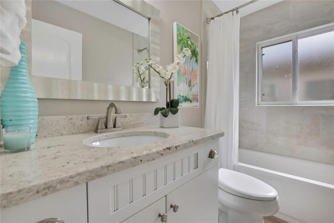 Copropriété à vendre à Crystal River, Floride: 2 chambres, 100.8 m2 № 2406569 - photo 17