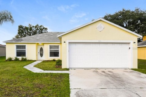 House in Kissimmee, Florida 3 bedrooms, 131.36 sq.m. № 2277815 - photo 3