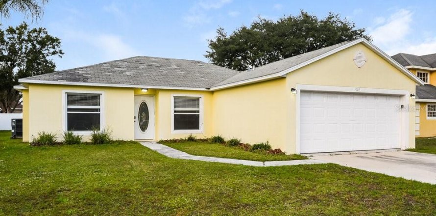 House in Kissimmee, Florida 3 bedrooms, 131.36 sq.m. № 2277815