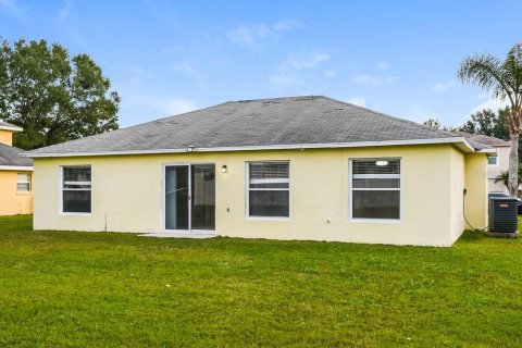 House in Kissimmee, Florida 3 bedrooms, 131.36 sq.m. № 2277815 - photo 16