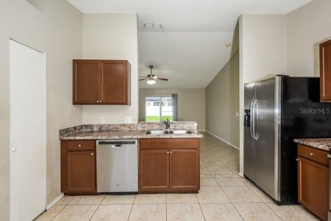 House in Kissimmee, Florida 3 bedrooms, 131.36 sq.m. № 2277815 - photo 8