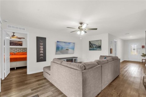 Casa en venta en DeLand, Florida, 3 dormitorios, 126.72 m2 № 2283938 - foto 4