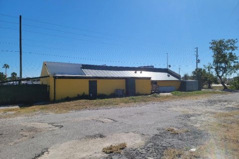 Купить коммерческую недвижимость в Гудзон, Флорида 191.75м2, № 1554028 - фото 20