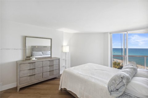 Condominio en alquiler en Miami Beach, Florida, 2 dormitorios, 109.62 m2 № 1958632 - foto 13