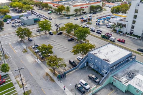 Commercial property in Miami, Florida № 1861430 - photo 26