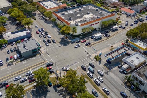 Commercial property in Miami, Florida № 1861430 - photo 23