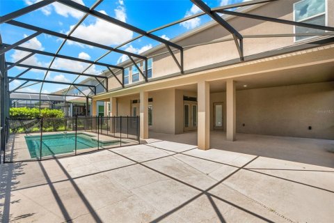 House in Winter Garden, Florida 5 bedrooms, 395.58 sq.m. № 1870366 - photo 5