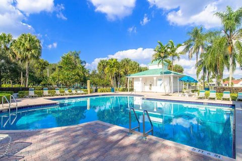 Casa en venta en Pembroke Pines, Florida, 4 dormitorios, 255.76 m2 № 2312087 - foto 28