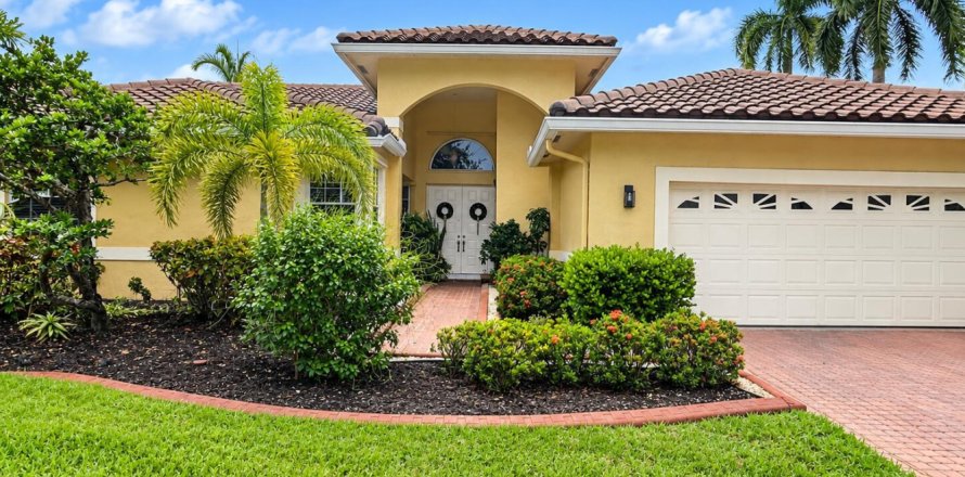 Casa en Pembroke Pines, Florida 4 dormitorios, 255.76 m2 № 2312087