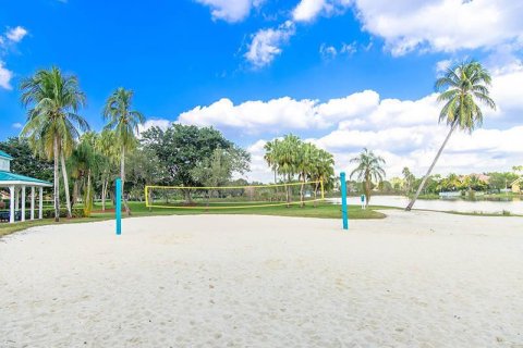 Casa en venta en Pembroke Pines, Florida, 4 dormitorios, 255.76 m2 № 2312087 - foto 30