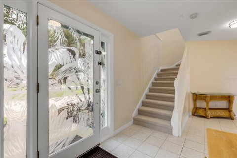 House in New Smyrna Beach, Florida 4 bedrooms, 245.08 sq.m. № 2151513 - photo 14
