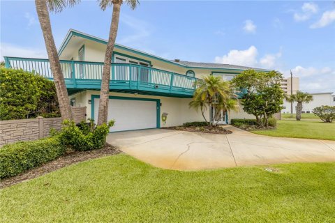 House in New Smyrna Beach, Florida 4 bedrooms, 245.08 sq.m. № 2151513 - photo 8