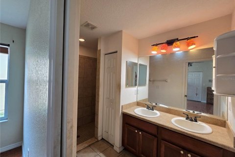 Casa en venta en Oxford, Florida, 3 dormitorios, 138.89 m2 № 1914200 - foto 6