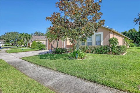 Villa ou maison à vendre à Palm Bay, Floride: 3 chambres, 173.26 m2 № 1884395 - photo 3