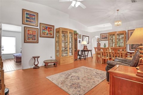 Villa ou maison à vendre à Palm Bay, Floride: 3 chambres, 173.26 m2 № 1884395 - photo 8