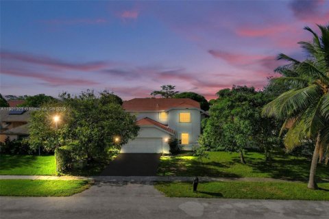 Villa ou maison à vendre à Lauderhill, Floride: 4 chambres, 227.15 m2 № 1956005 - photo 9