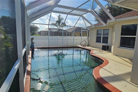 House in Cape Coral, Florida 4 bedrooms, 201.32 sq.m. № 1903196 - photo 5