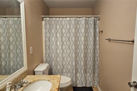 House in Cape Coral, Florida 4 bedrooms, 201.32 sq.m. № 1903196 - photo 10