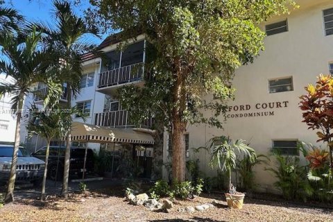 Купить кондоминиум в Норт-Майами, Флорида 2 спальни, 81.2м2, № 2018653 - фото 3