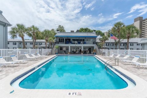 Condo in South Pasadena, Florida, 1 bedroom  № 1759793 - photo 15