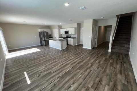 House in Wesley Chapel, Florida 4 bedrooms, 189.43 sq.m. № 1908600 - photo 11