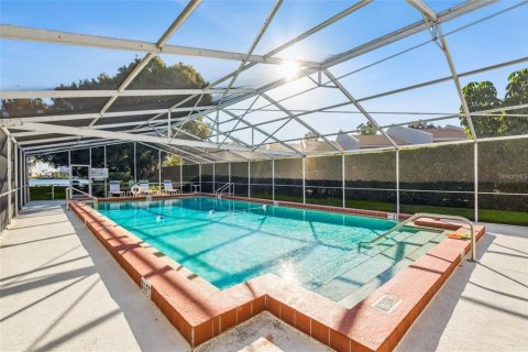 Condo in Orlando, Florida, 1 bedroom  № 2213063 - photo 21