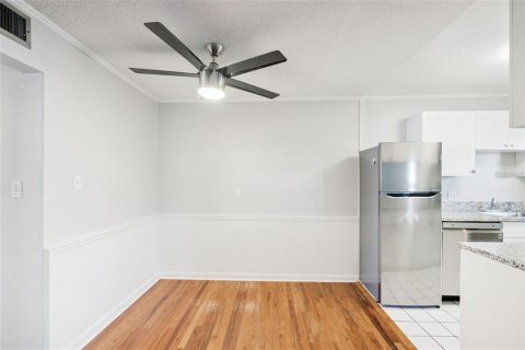 Condo in Orlando, Florida, 1 bedroom  № 2213063 - photo 7