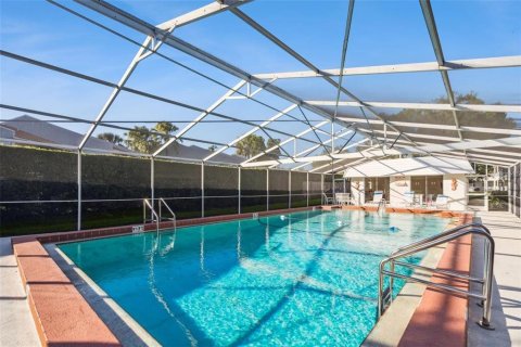 Condo in Orlando, Florida, 1 bedroom  № 2213063 - photo 20