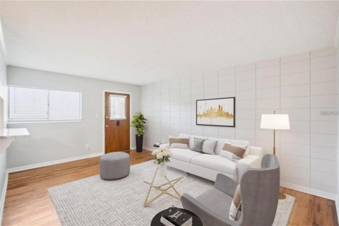 Condo in Orlando, Florida, 1 bedroom  № 2213063 - photo 4