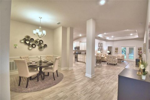 Villa ou maison à vendre à Auburndale, Floride: 4 chambres, 204.38 m2 № 2111440 - photo 8