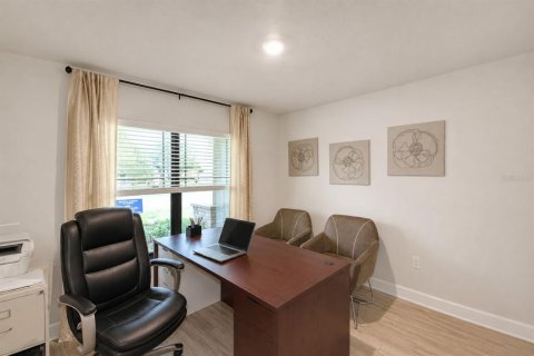 Villa ou maison à vendre à Auburndale, Floride: 4 chambres, 204.38 m2 № 2111440 - photo 21