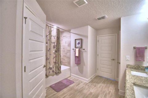Villa ou maison à vendre à Auburndale, Floride: 4 chambres, 204.38 m2 № 2111440 - photo 24