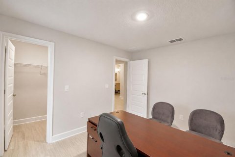 Villa ou maison à vendre à Auburndale, Floride: 4 chambres, 204.38 m2 № 2111440 - photo 29